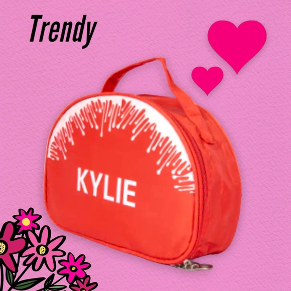 NEW!! KYLIE!!  Red Trendy Spacious Cosmetic Makeup Bag !! Make An Offer Today!! - Picture 7 of 13